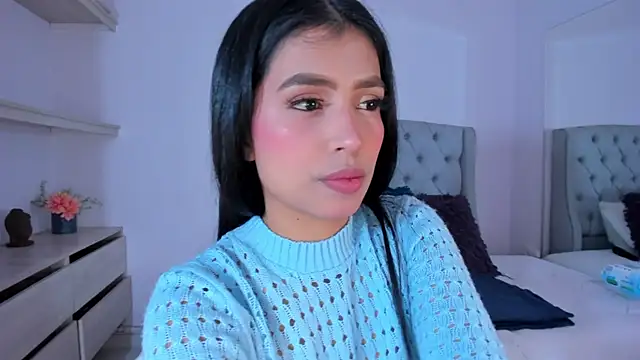 TianaReedd online show from October 2025 12:31:02 PM