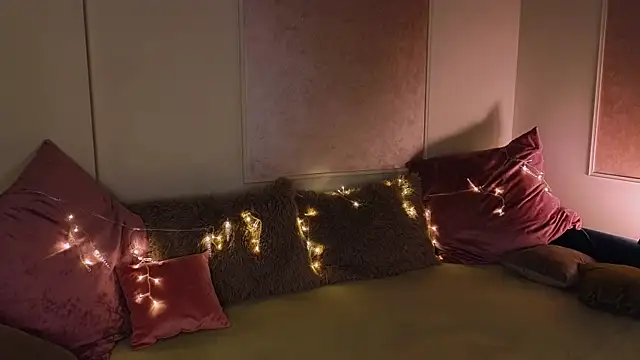 tomorrows day online show from November 2025 09:15:01 PM