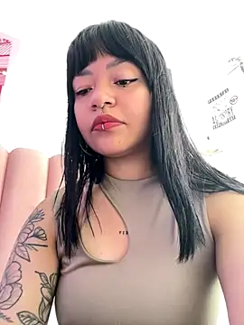 Ashley Chriss online show from October 2025 02:30:02 PM