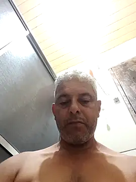 Snapshot of gordonunes chatting on February 2026 06:05:02 AM gordonunes online show from February 2026 06:05:02 AM