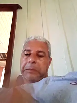 Snapshot of gordonunes chatting on February 2026 04:58:02 PM gordonunes online show from February 2026 04:58:02 PM