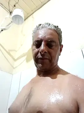 Snapshot of gordonunes chatting on February 2026 02:33:02 AM gordonunes online show from February 2026 02:33:02 AM