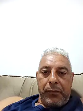 gordonunes online show from May 2026 11:30:01 PM
