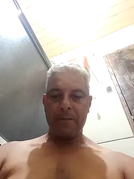 Snapshot of gordonunes chatting on February 2026 05:07:01 AM gordonunes online show from February 2026 05:07:01 AM