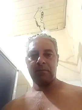 Snapshot of gordonunes chatting on February 2026 02:21:01 AM gordonunes online show from February 2026 02:21:01 AM