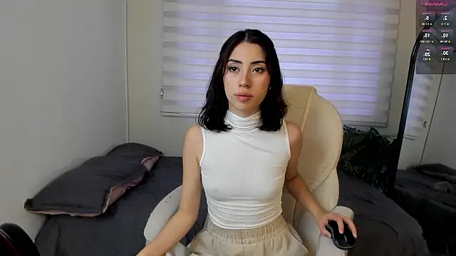 Catyloves online show from January 2026 09:32:02 PM