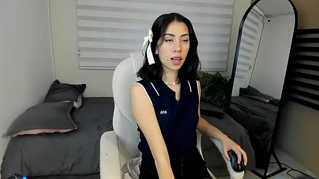 Catyloves online show from January 2026 10:06:02 PM