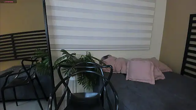 Catyloves online show from February 2026 10:09:01 PM