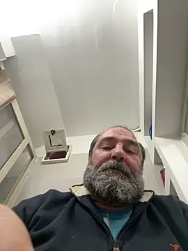 Snapshot of ros217 chatting on November 2025 04:01:02 PM ros217 online show from November 2025 04:01:02 PM