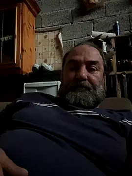 Snapshot of ros217 chatting on October 2025 03:44:01 PM ros217 online show from October 2025 03:44:01 PM