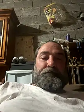 Snapshot of ros217 chatting on October 2025 09:25:01 PM ros217 online show from October 2025 09:25:01 PM