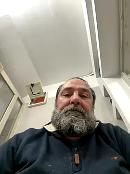 ros217 online show from November 2025 12:32:01 PM