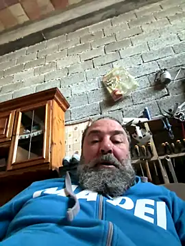 Snapshot of ros217 chatting on October 2025 02:07:01 PM ros217 online show from October 2025 02:07:01 PM