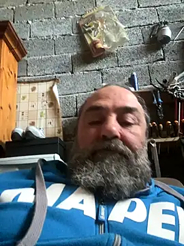 Snapshot of ros217 chatting on October 2025 10:49:01 AM ros217 online show from October 2025 10:49:01 AM