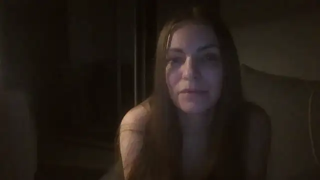AnnaDiamond1 online show from October 2025 08:28:01 PM