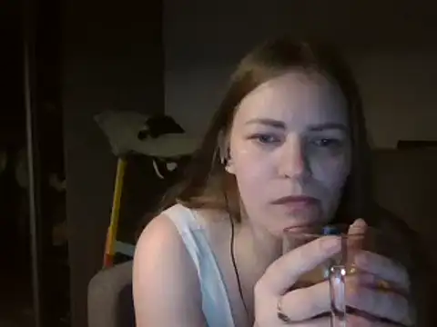 AnnaDiamond1 online show from February 2025 10:48:02 PM