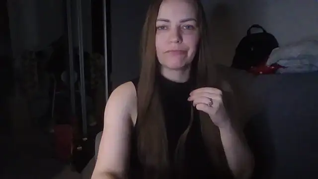 AnnaDiamond1 online show from April 2026 10:03:01 PM