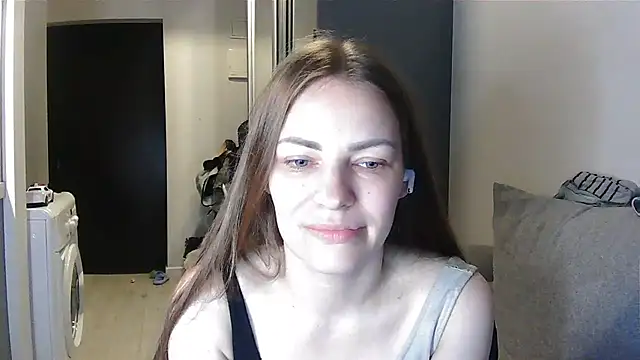 Snapshot of AnnaDiamond1 chatting on July 2026 09:45:02 PM AnnaDiamond1 online show from July 2026 09:45:02 PM