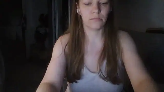 Snapshot of AnnaDiamond1 chatting on June 2026 09:42:01 PM AnnaDiamond1 online show from June 2026 09:42:01 PM