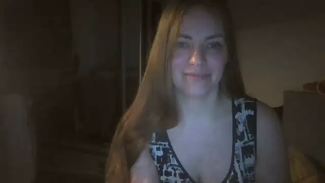AnnaDiamond1 online show from October 2025 09:51:01 PM