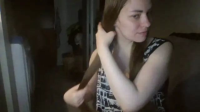 AnnaDiamond1 online show from May 2026 08:44:02 PM