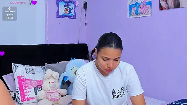 sara mendez2 online show from September 2025 11:27:02 PM