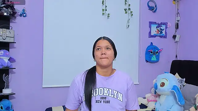 sara mendez2 online show from October 2025 11:13:02 PM