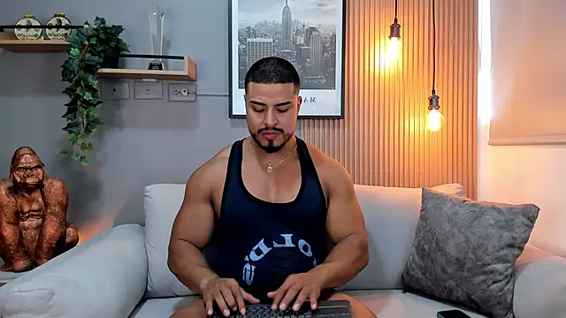 ApoloMakris online show from October 2025 09:37:01 PM