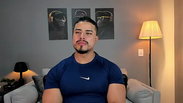 Snapshot of ApoloMakris chatting on November 2025 07:35:02 PM ApoloMakris online show from November 2025 07:35:02 PM