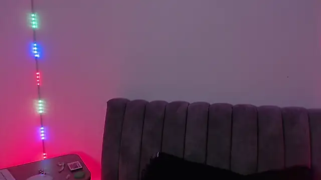 Marian Ran online show from December 2025 02:10:02 AM