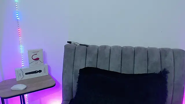 Marian Ran online show from December 2025 05:00:02 AM