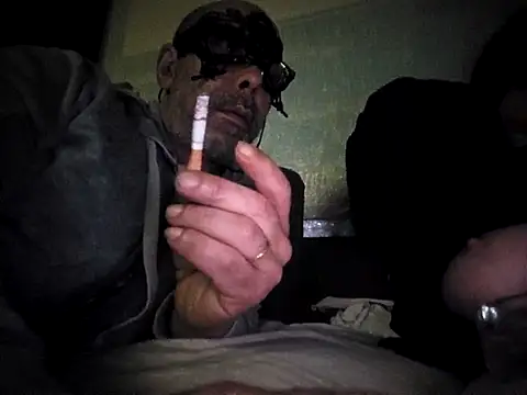 Snapshot of 050775 chatting on March 2025 02:18:02 AM 050775 online show from March 2025 02:18:02 AM