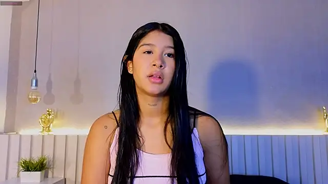 Aida moreno online show from April 2026 12:01:01 PM