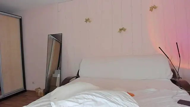 May Flower online show from April 2026 11:28:02 AM