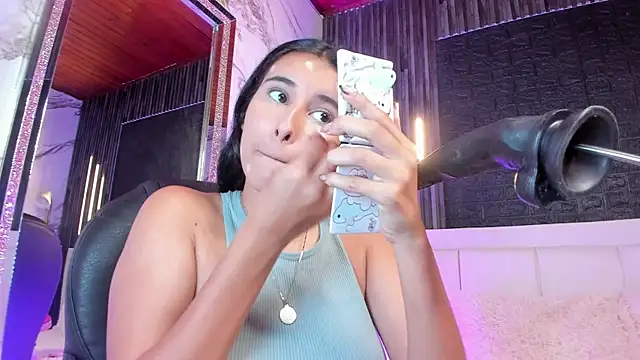 Snapshot of VICTORIA_HOUSTON chatting on September 2025 07:36:01 PM VICTORIA HOUSTON online show from September 2025 07:36:01 PM