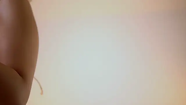 Snapshot of AdelineKing chatting on July 2026 01:41:01 AM AdelineKing online show from July 2026 01:41:01 AM