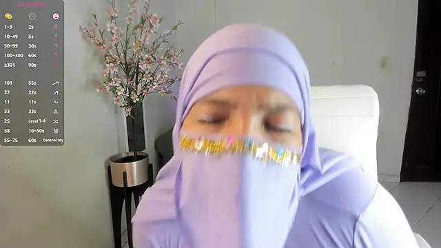 malak nanyy online show from September 2025 09:14:01 AM