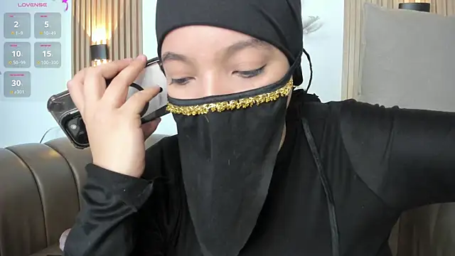 Snapshot of malak_nanyy chatting on May 2026 12:05:01 AM malak nanyy online show from May 2026 12:05:01 AM