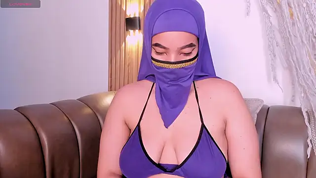 malak nanyy online show from March 2026 12:09:01 PM