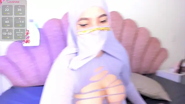 malak nanyy online show from November 2025 10:43:02 PM