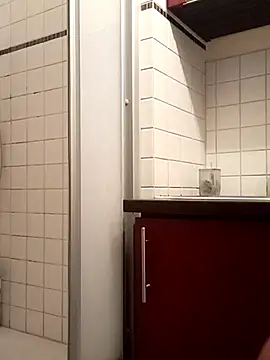 nickshal online show from September 2025 07:23:01 PM