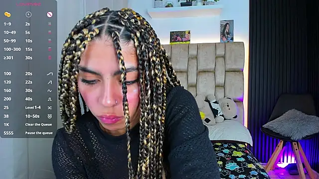 Snapshot of little_sophie18 chatting on October 2025 08:00:01 PM little sophie18 online show from October 2025 08:00:01 PM