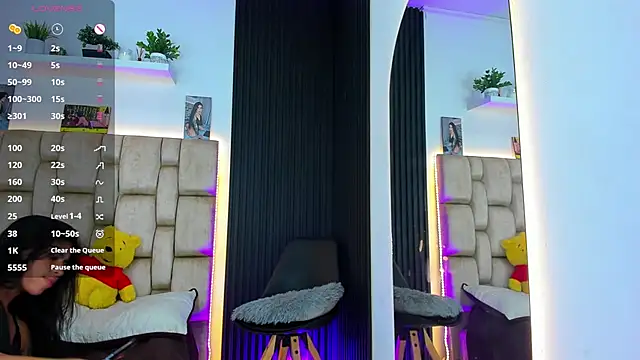 little sophie18 online show from November 2025 08:02:01 PM