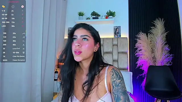 little sophie18 online show from May 2026 07:57:02 PM