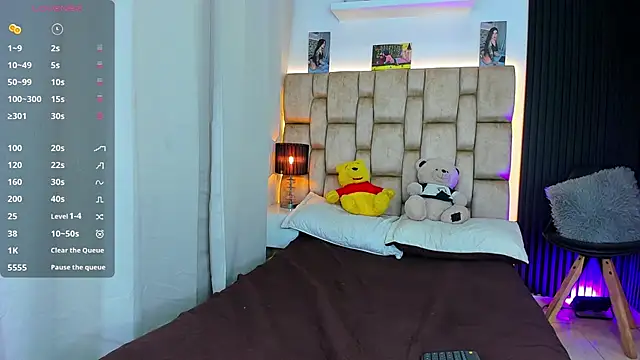 little sophie18 online show from November 2025 07:07:02 PM