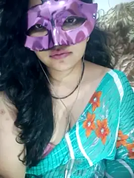 Snapshot of Shivi_shahh chatting on April 2026 05:52:02 PM Shivi shahh online show from April 2026 05:52:02 PM