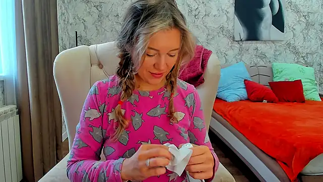 foxy blond online show from March 2026 12:32:01 AM