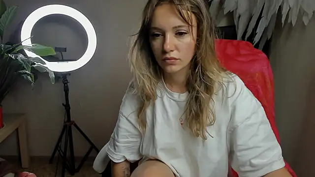 foxy blond online show from September 2025 12:06:01 AM