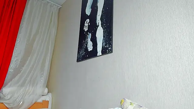 foxy blond online show from September 2025 12:05:01 AM