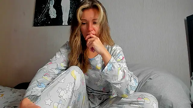 foxy blond online show from January 2026 12:14:02 AM